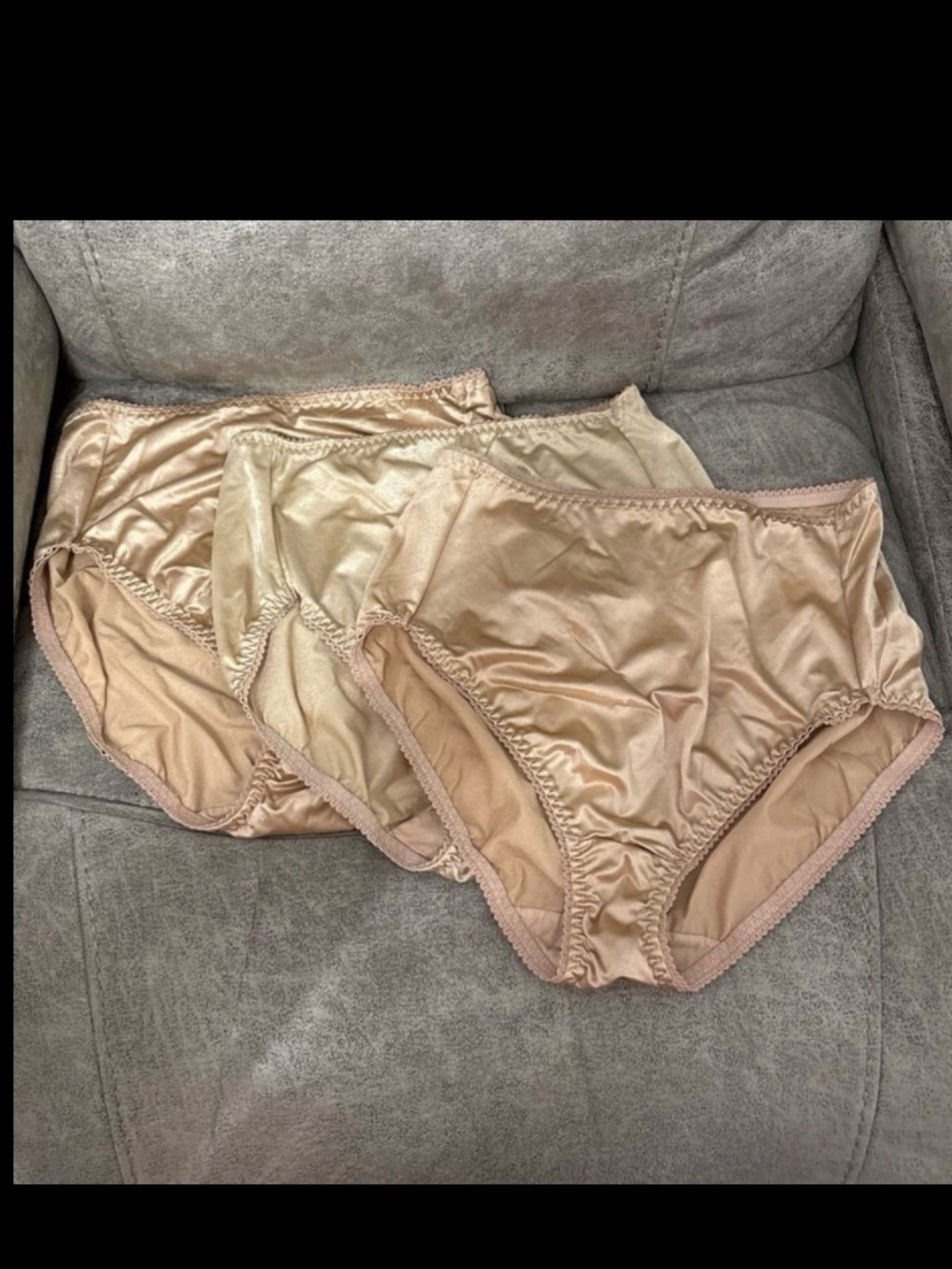 3 pr Women’s Vassarette XL briefs